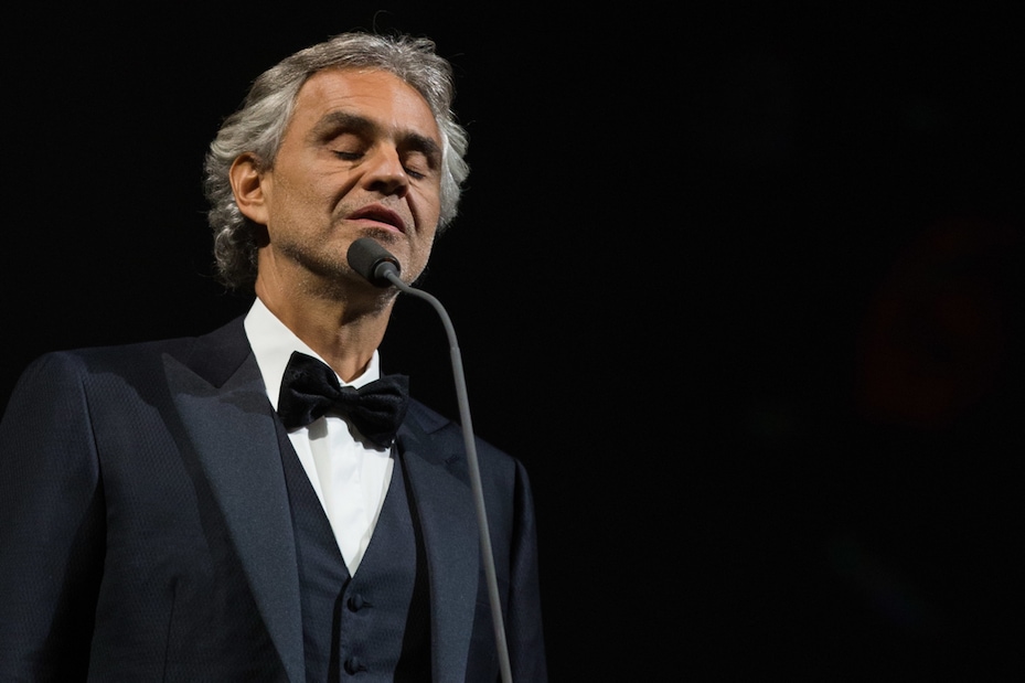 Andrea Bocelli live al Colosseo per Celebrity Fight Night