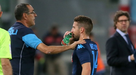 Napoli, Sarri: «Mertens? Sta diventando un fuoriclasse»