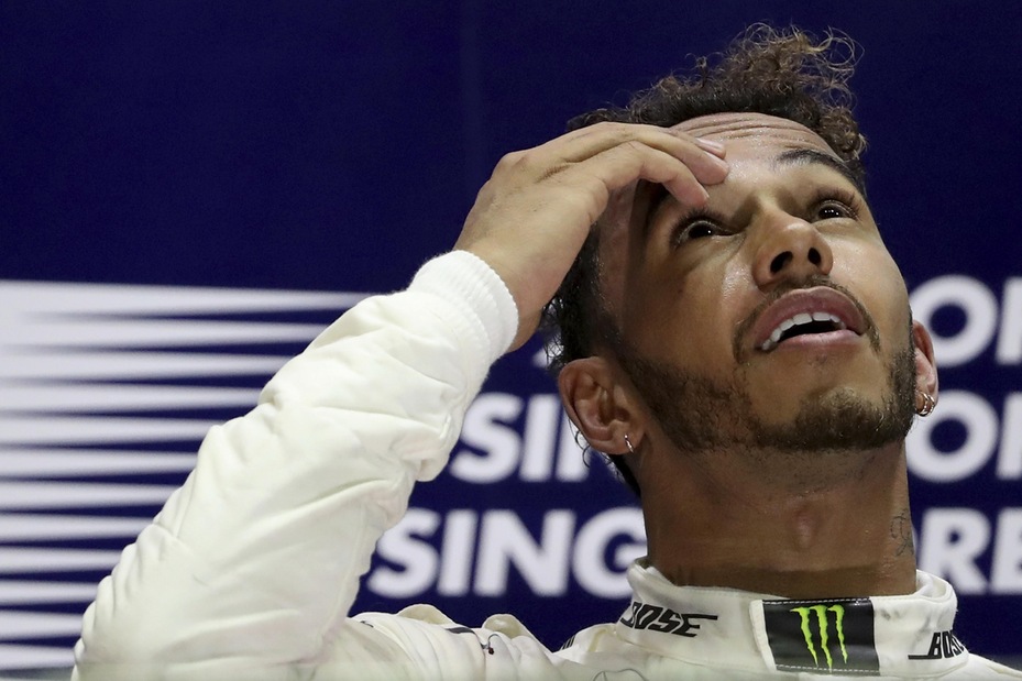 F1 Mercedes, Hamilton: «Vettel vuole vincere? Auguri»