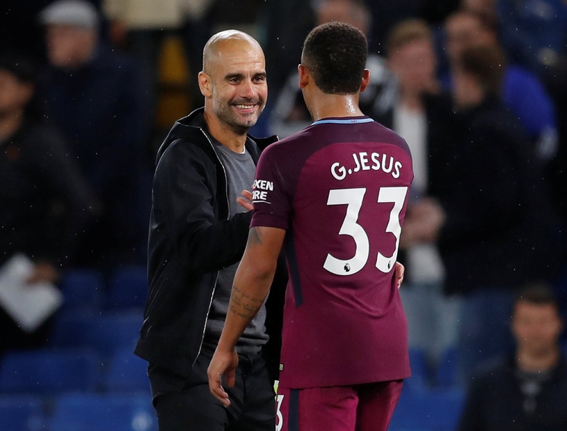 Premier: derby Manchester nelle quote per il titolo