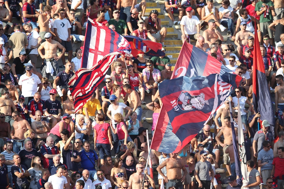 Serie A Bologna-Spal, il Dall'Ara si prepara al record di presenze