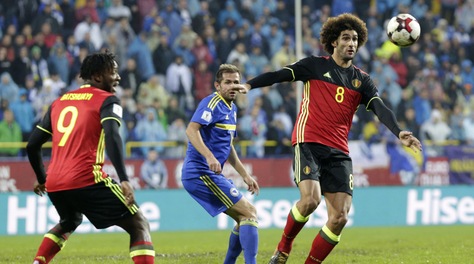 Manchester United, Fellaini ko al ginocchio