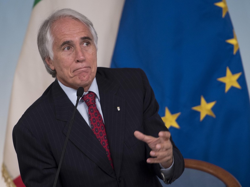 Roma-Napoli, Malagò: «Amarezza per l'assenza dei tifosi ospiti»