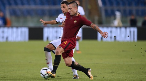 Roma, Nainggolan: «Chelsea? La mia scelta l'ho fatta»