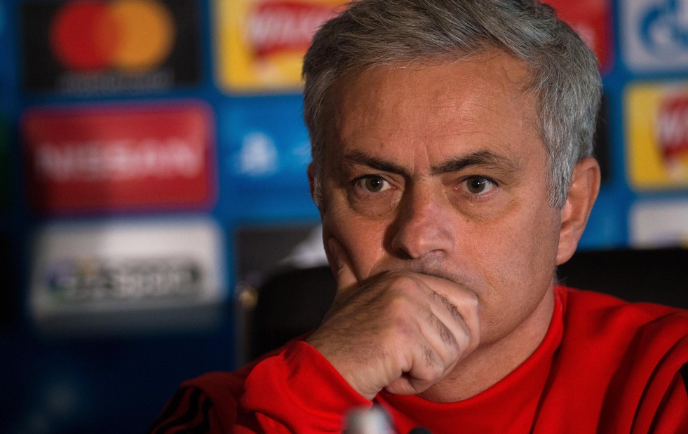 Manchester United-Benfica, Mourinho: «Voglio il primo posto»