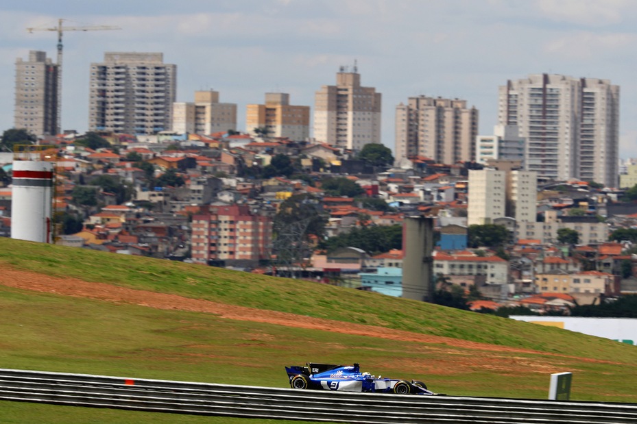 F1, Brasile: tentata rapina anche contro team Sauber