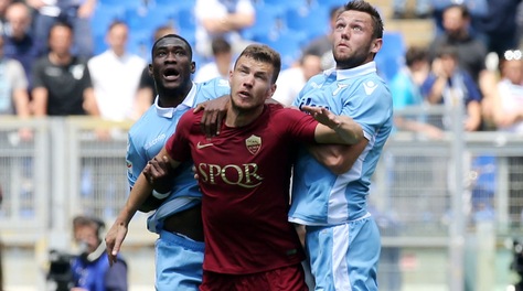 Lazio, per il derby la difesa è schierata