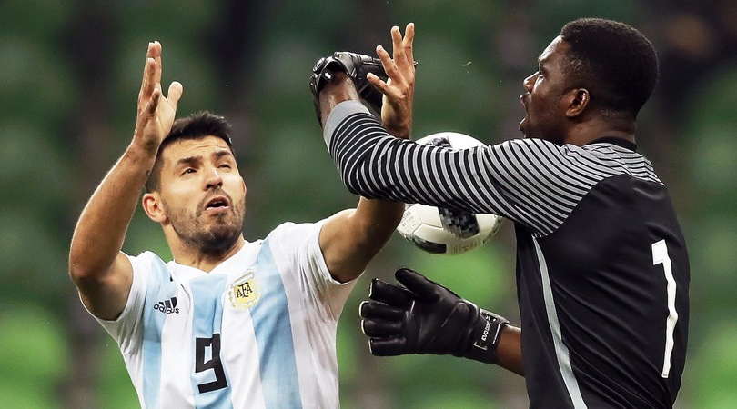 Argentina-Nigeria 2-4: senza Messi non basta Dybala, paura per Aguero