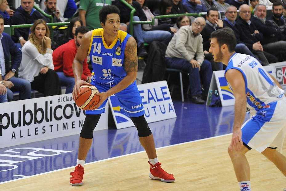 Champions League, primo squillo per l'Orlandina. Avellino ko