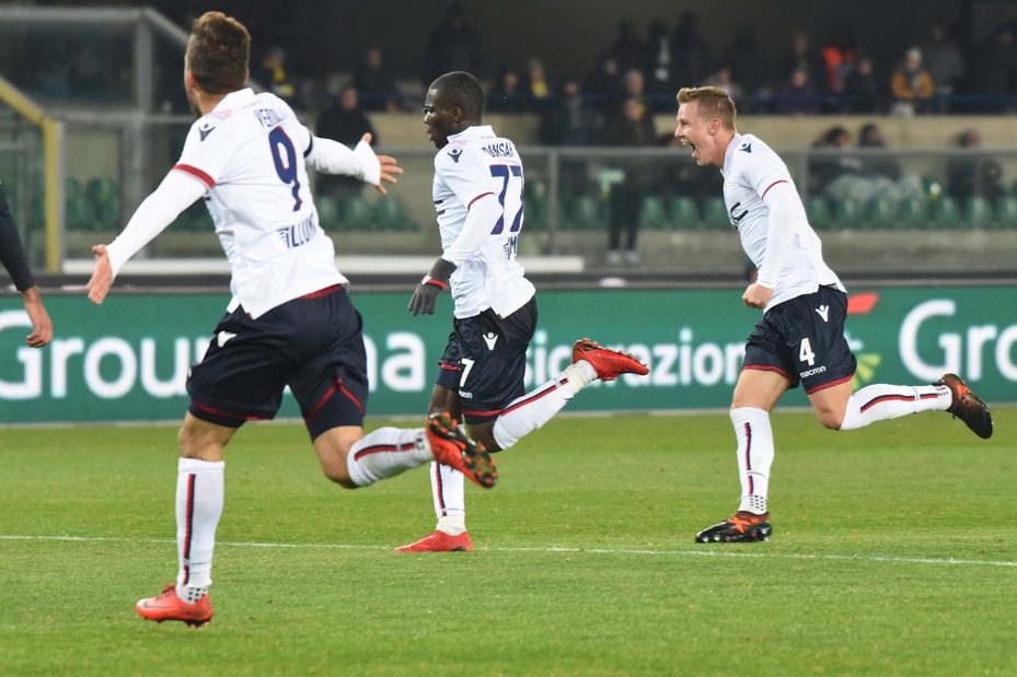 Serie A, Hellas Verona-Bologna 2-3:  12' Cerci, 21' Destro, 33' Caceres, 74' Okwonkwo, 76' Donsah