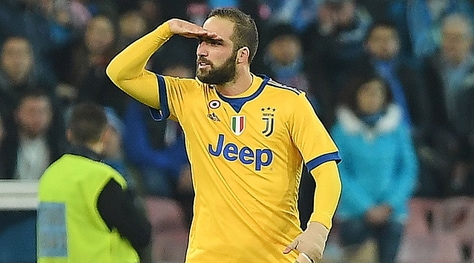 Juventus, Higuain: «De Laurentiis? Forse si è nascosto dopo il gol...»