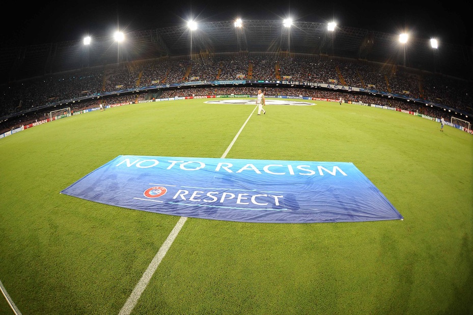 Razzismo, portiere insulta un avversario: squalificato per 11 giornate