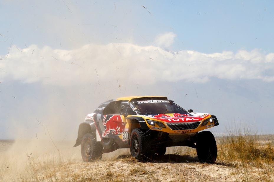 Dakar: A Peterhansel la 10ma tappa