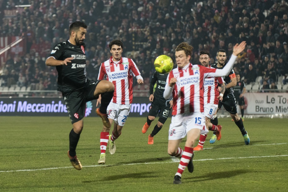 Serie C Vicenza-Padova 0-1, decide Guidone