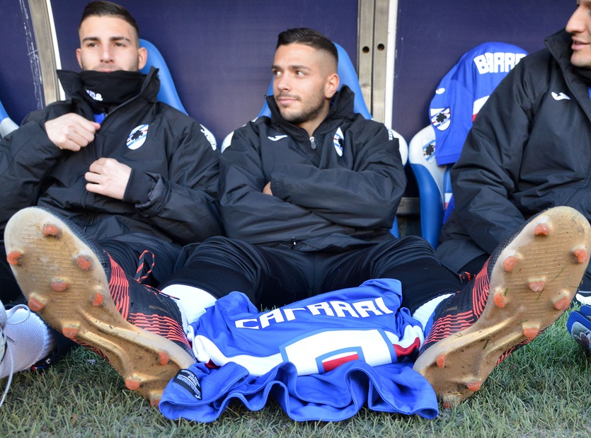 Napoli, spunta l'ipotesi Caprari. Lui replica: «Non mi muovo»