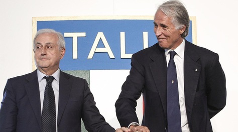 Figc, ufficiale: Fabbricini commissario. Lega di Serie A a Malagò
