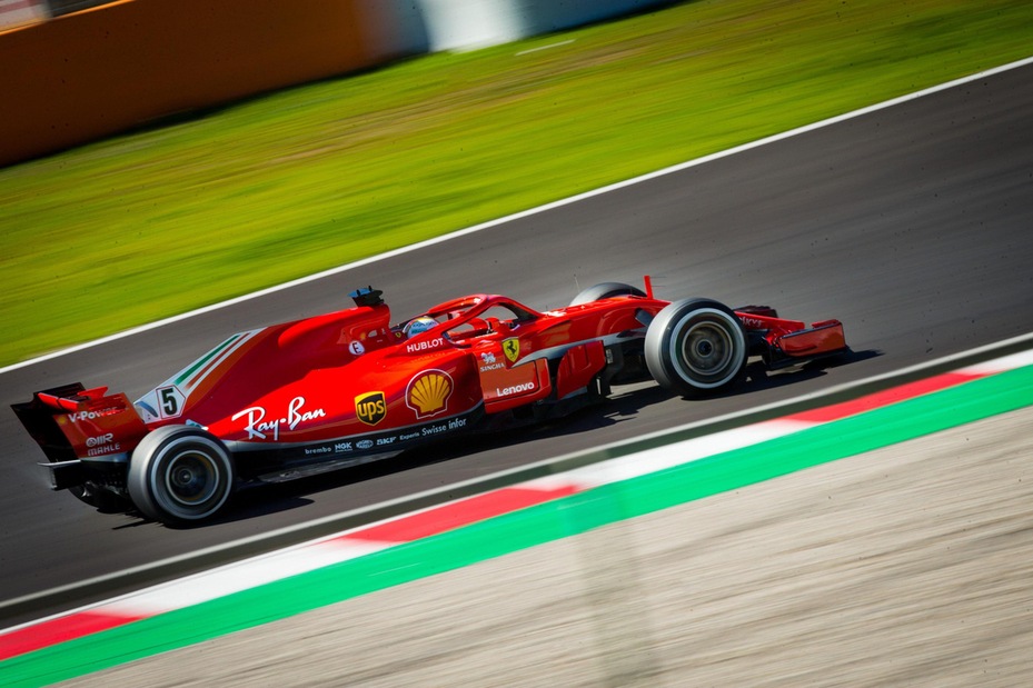 F1, test Barcellona: Vettel più veloce di tutti
