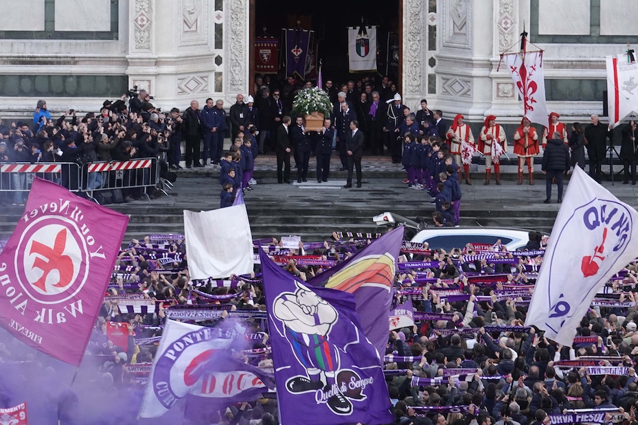 Funerali Astori, l'addio a Firenze