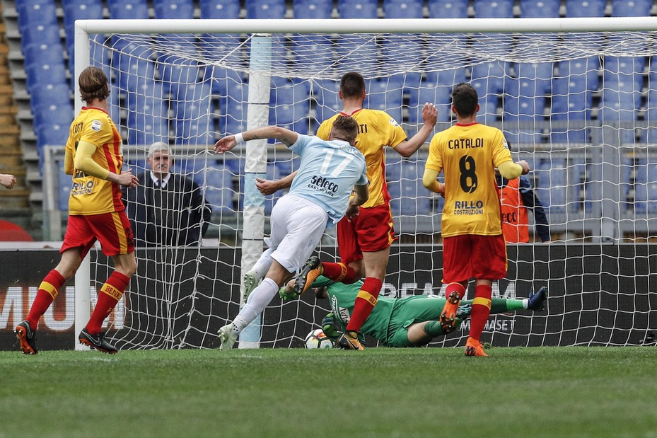 Serie A Lazio-Benevento 6-2, il tabellino