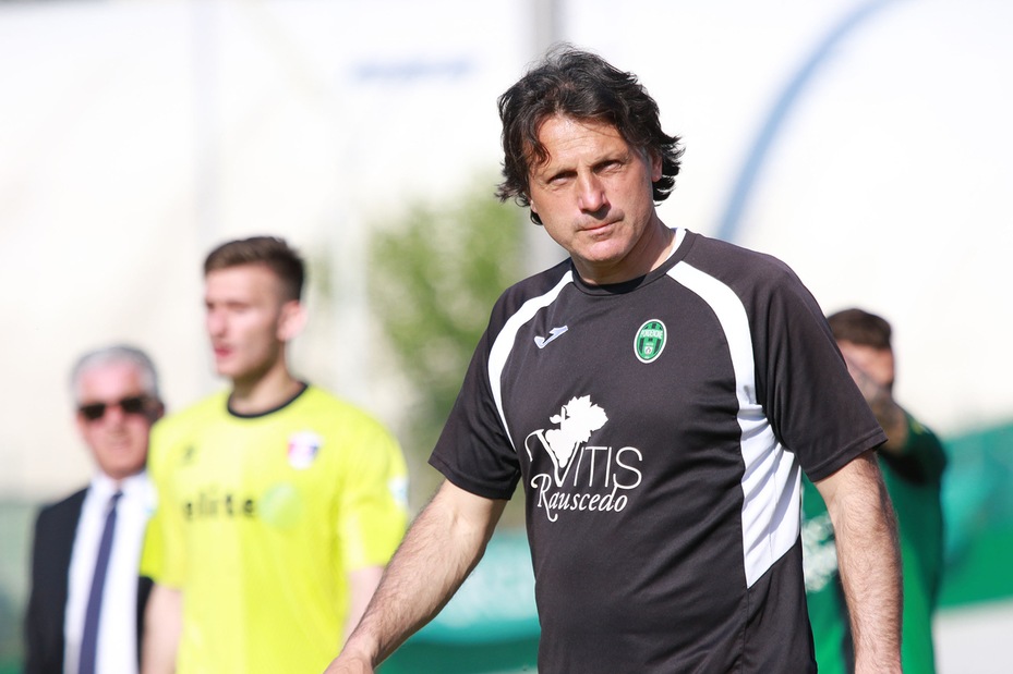 Calciomercato Pordenone, si separano le strade col tecnico Rossitto