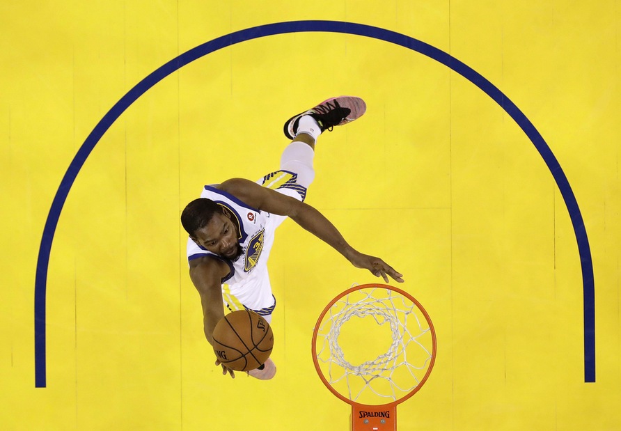 Durant gela Houston, la finale è Warriors-Cavaliers