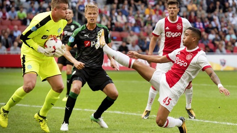 Monchi, il blitz blocca Kluivert jr