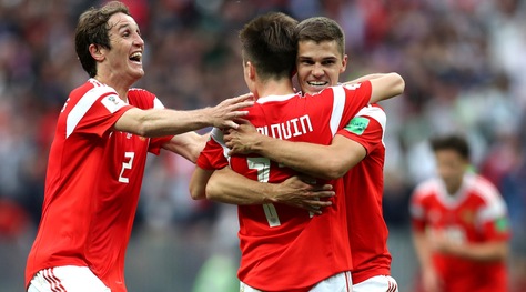 Mondiali, Russia-Arabia Saudita 5-0: Golovin incanta con dribbling, gol e assist