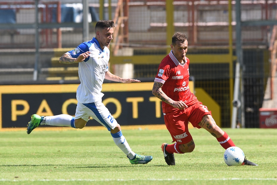 Calciomercato Livorno, doppia suggestione Paulinho-Diamanti