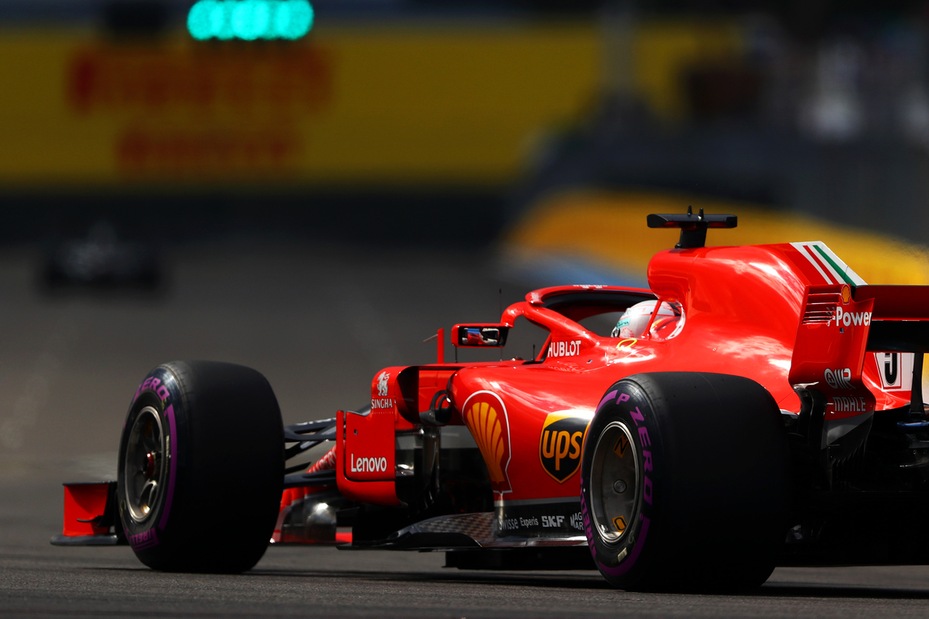 F1 Francia, Vettel subito ai box