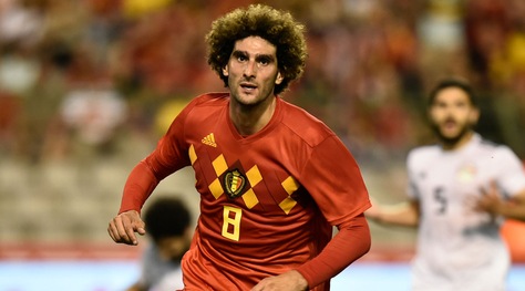 Ufficiale, Fellaini rinnova con il Manchester United fino al 2020