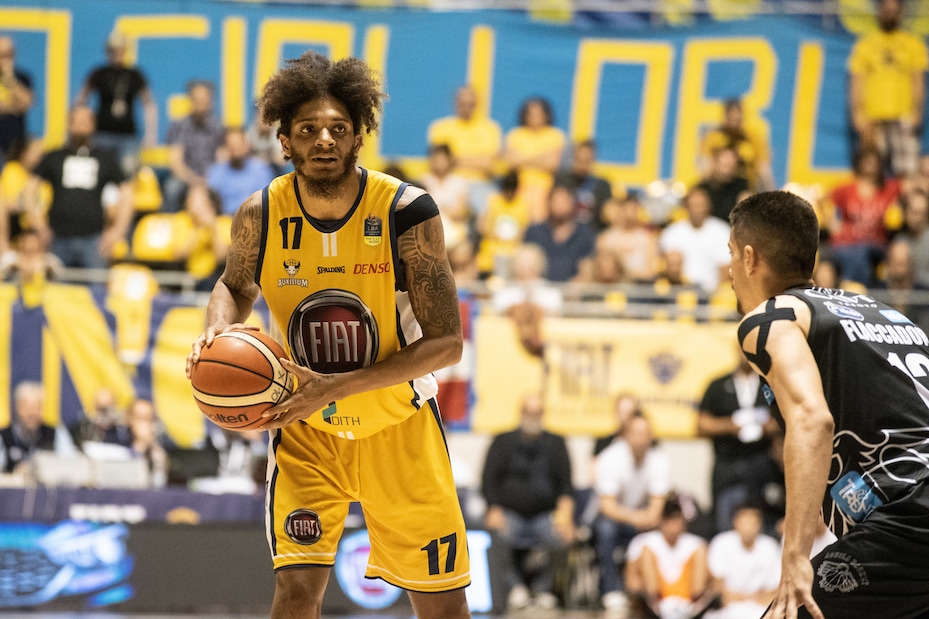 Mercato Serie A, Deron Washington firma a Venezia