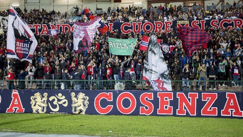 Serie B ufficiale: Cosenza-Verona non si gioca