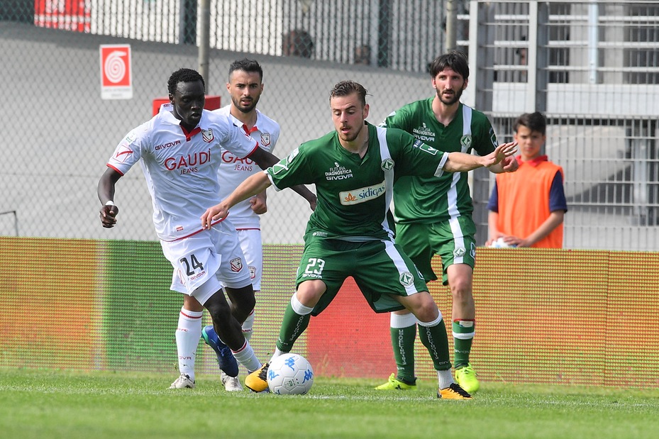 Calciomercato Catanzaro ufficiale: De Risio firma un biennale