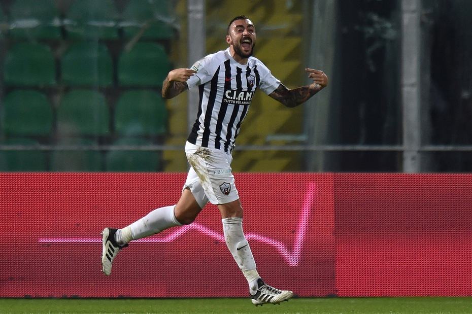 Calciomercato Novara, ufficiale: ha firmato Bianchi