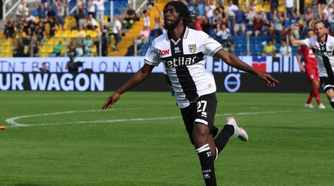 Parma, Inglese-Gervinho show. Cagliari ko