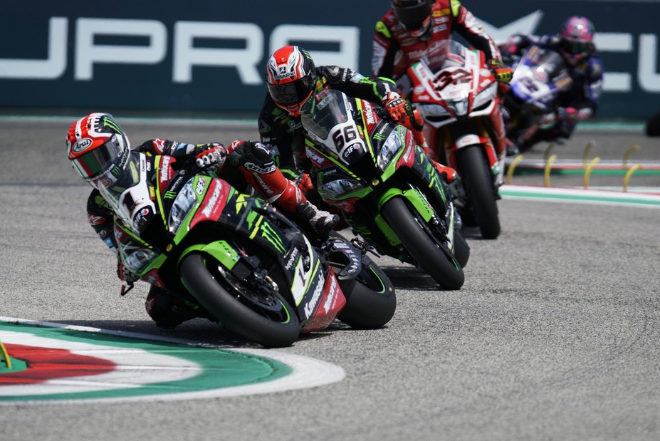Sbk Magny Cours, Rea non si ferma più: primo anche nel warm up