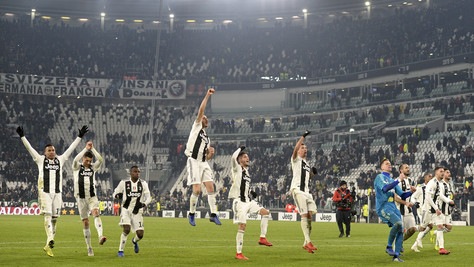 Ammazza la vecchia col flit