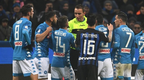 Napoli teso, tutti in ritiro