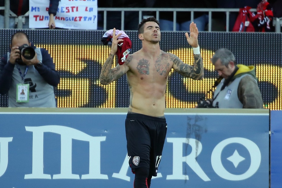 Il mese del mago Farias