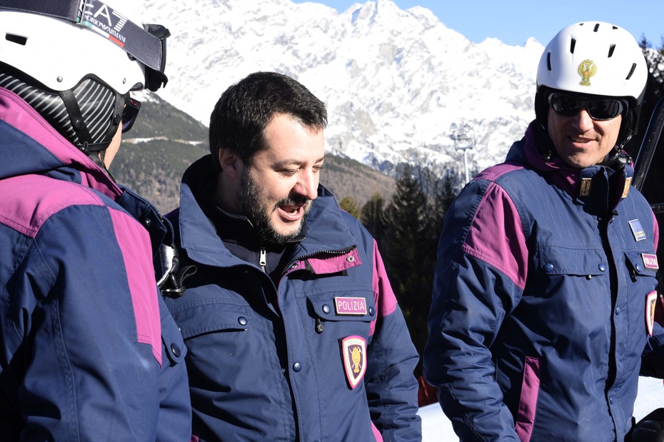 Violenza negli stadi, Salvini convoca una riunione per il 7 gennaio