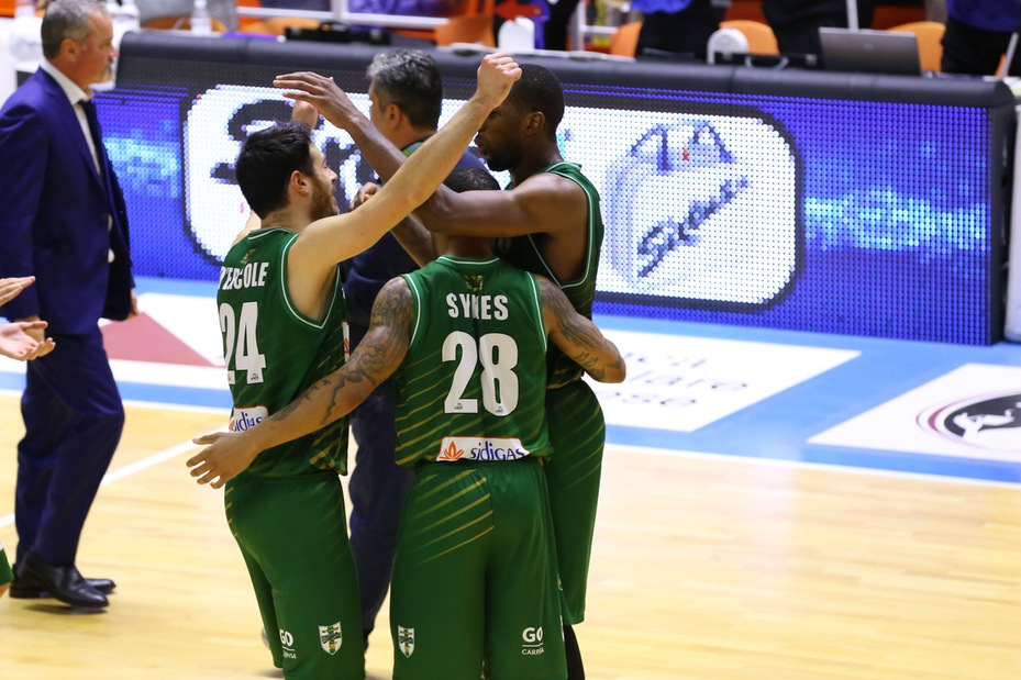 Basket, Champions League: Avellino bene, Venezia diesel