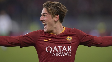 Roma, Zaniolo felice va alla firma