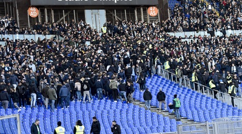 Lazio-Novara, cori antisemiti e a sfondo razzista dalla curva biancoceleste