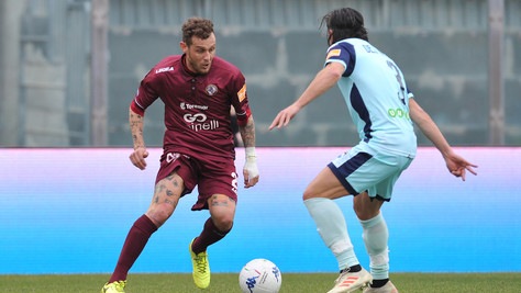 Serie B: il Pescara impatta a Livorno. Il Venezia batte in extremis il Padova