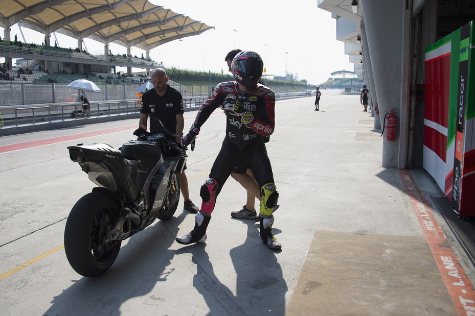 MotoGp Aprilia, Smith: «Test interessanti»