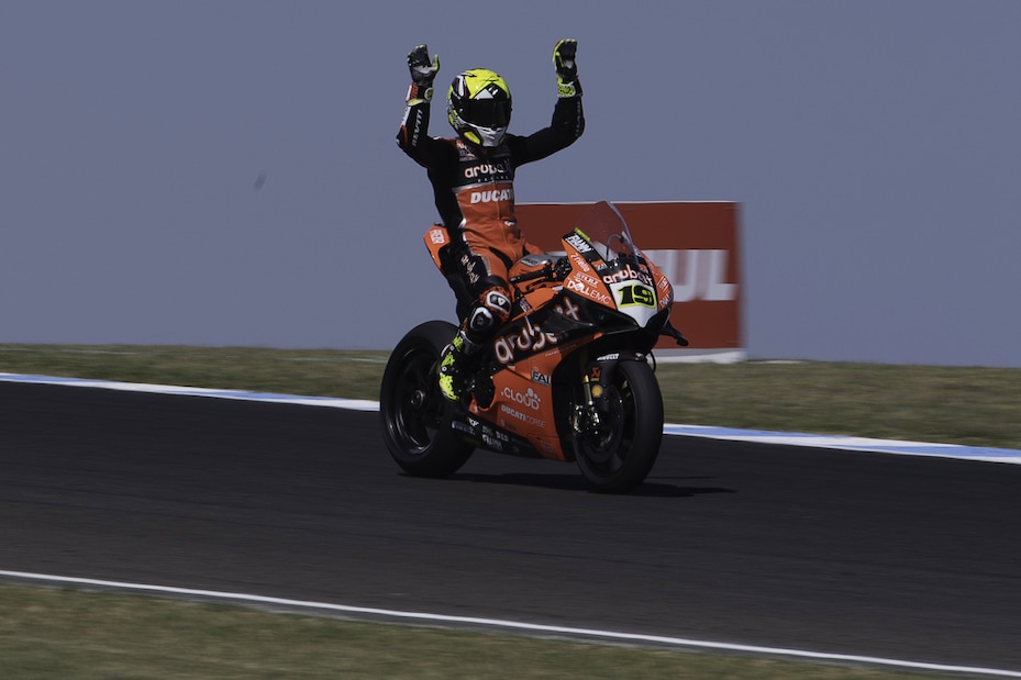 SBK Thailandia, inarrestabile Bautista: vittoria in Gara1