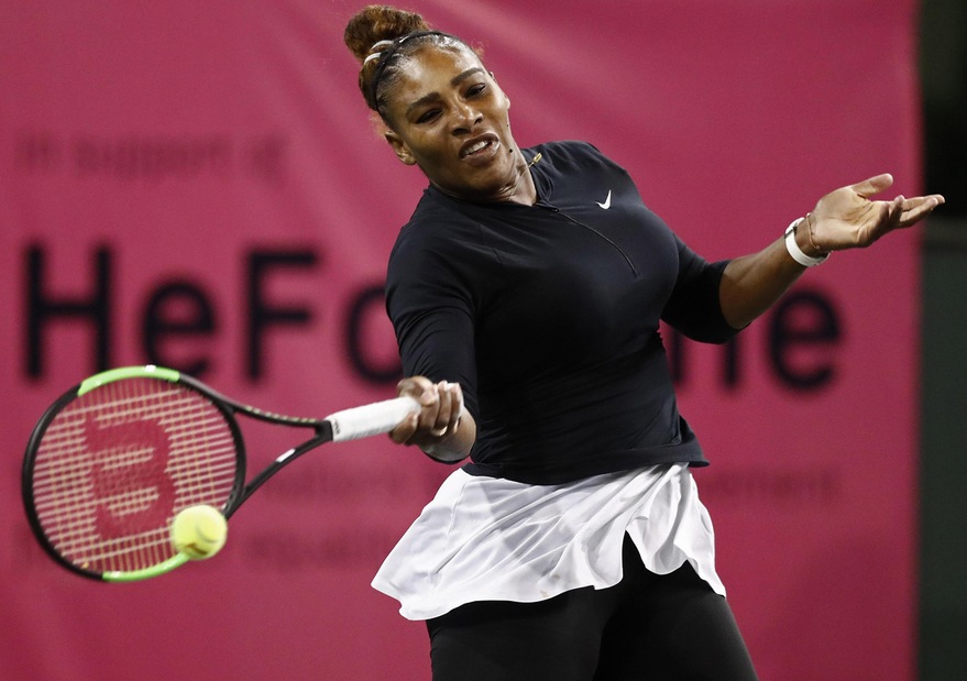 Tennis, Indian Wells: Serena batte Azarenka, fuori Seppi