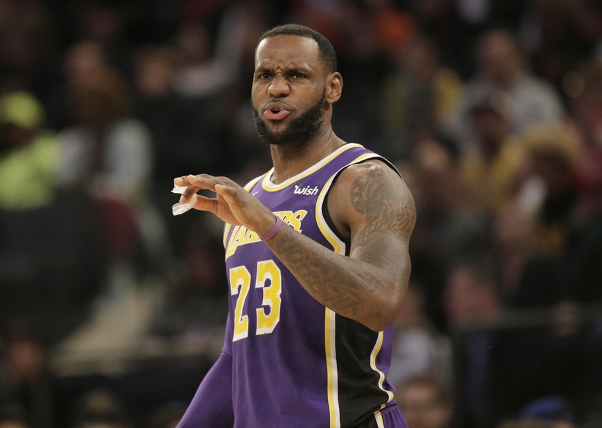 NBA: Hezonja stoppa LeBron, cadono i Lakers. Gallinari 20 punti, successo Clippers