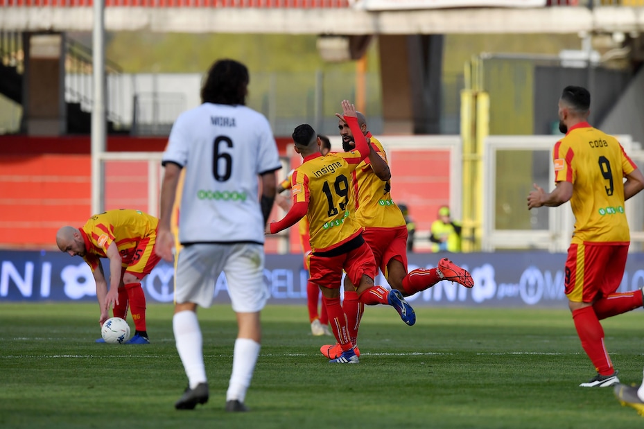 Serie B, non omologata Benevento-Spezia. Dodici squalificati