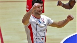 Manuele Lucconi secondo opposto di Siena